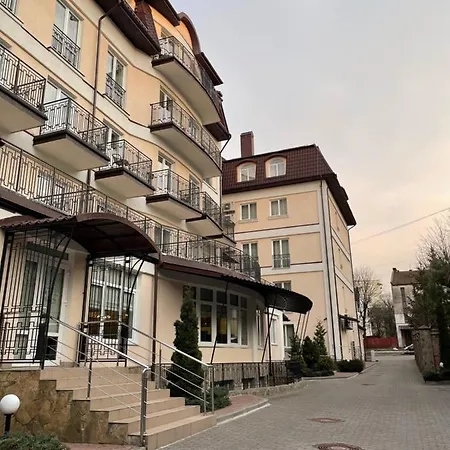 Nota Bene & Restaurant Hotel