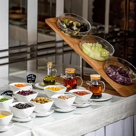 Nota Bene & Restaurant Hotel