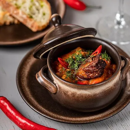 Hotel Nota Bene & Restaurant 4*