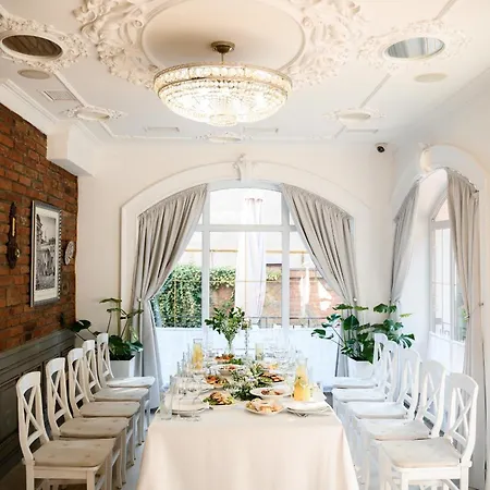 Nota Bene & Restaurant 호텔