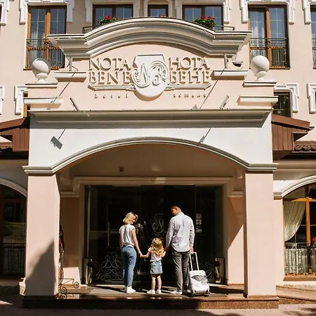 Hotel Nota Bene & Restaurant 4*