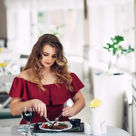 Nota Bene & Restaurant Hotel Lviv