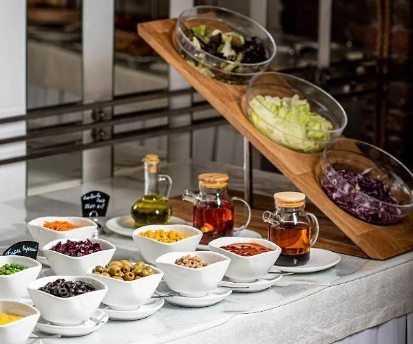 Nota Bene & Restaurant Hotel