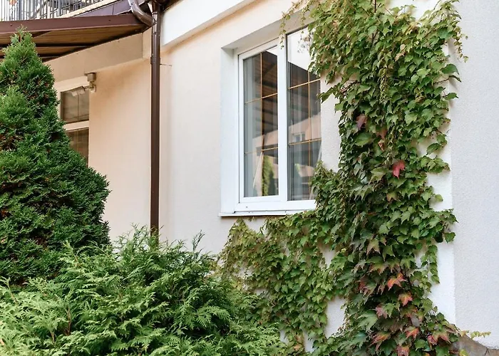 Hotel Nota Bene & Restaurant 4*