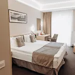 Nota Bene & Restaurant 4* Львів