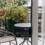 Nota Bene & Restaurant Готель 4*
