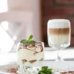 Nota Bene & Restaurant Готель 4*