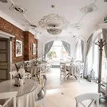 Nota Bene & Restaurant Готель Львів