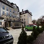 Nota Bene & Restaurant Готель Львів