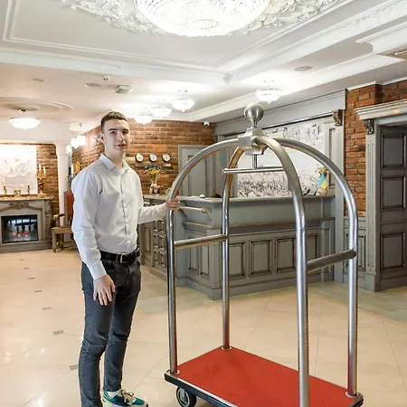 מלון Nota Bene & Restaurant