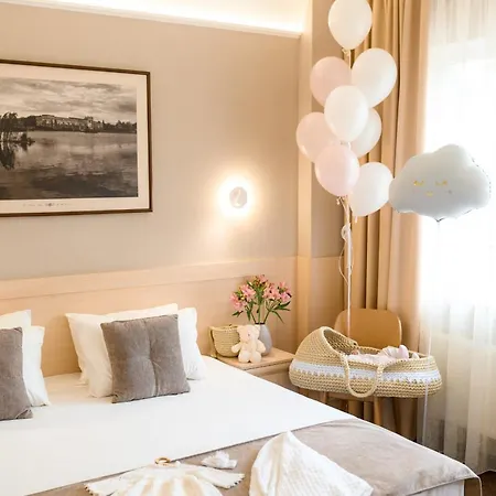 Nota Bene & Restaurant מלון לבוב