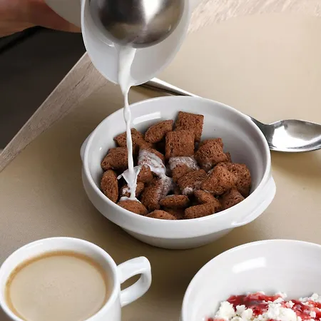 Nota Bene & Restaurant מלון לבוב