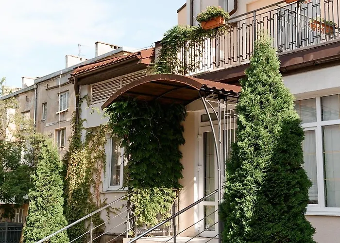 Nota Bene & Restaurant Hotel 4*